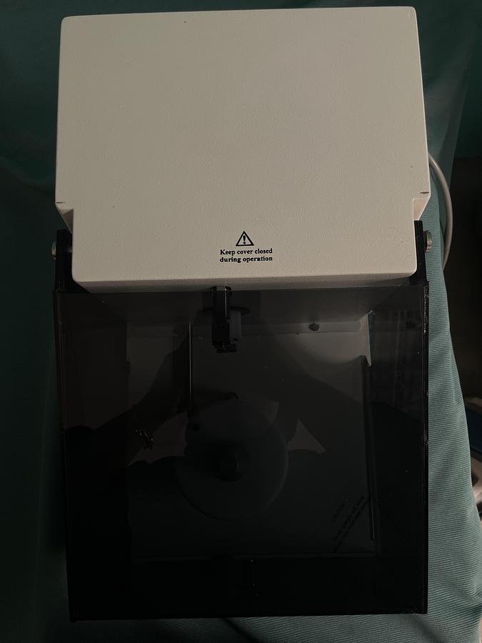 Used Pluggo Clinicon Decapper / automatischer Deckel Entferner