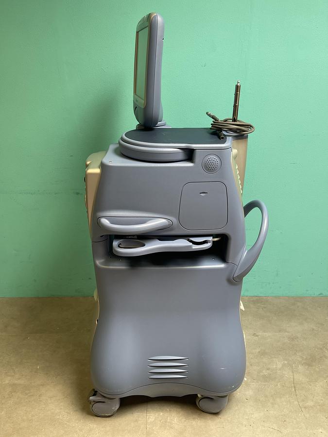 Used Alcon INFINITI® Vision System chirurgisches Gerät