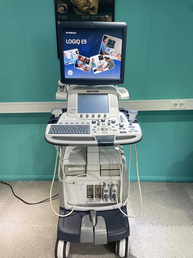 Gebraucht GE LOGIQ E9 Ultraschallgerät mit 2 Sonden und Drucker
