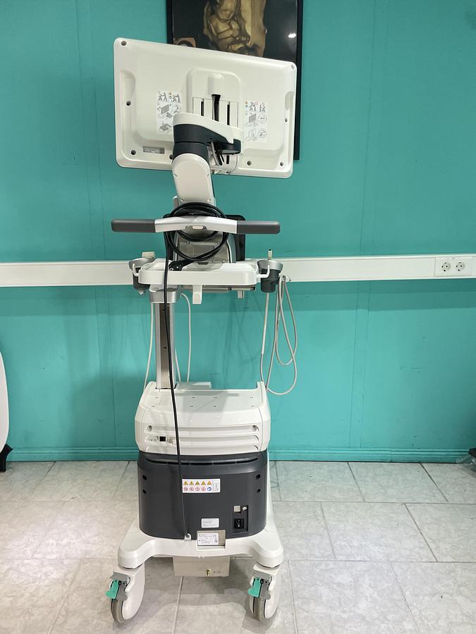 Gebraucht Hitachi ALOKA Arietta 65 Ultraschallgerät mit zwei Sonden