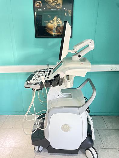 Gebraucht GE Vivid E9 XDclear Ultraschallgerät mit zwei Sonden und Drucker