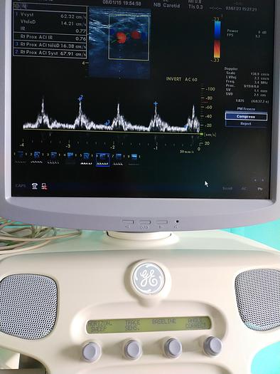 Gebraucht GE Vivid 7 Ultraschallgerät Dimension´08 mit 4D echo ,TEE Sonde ,Linear ,Sector
