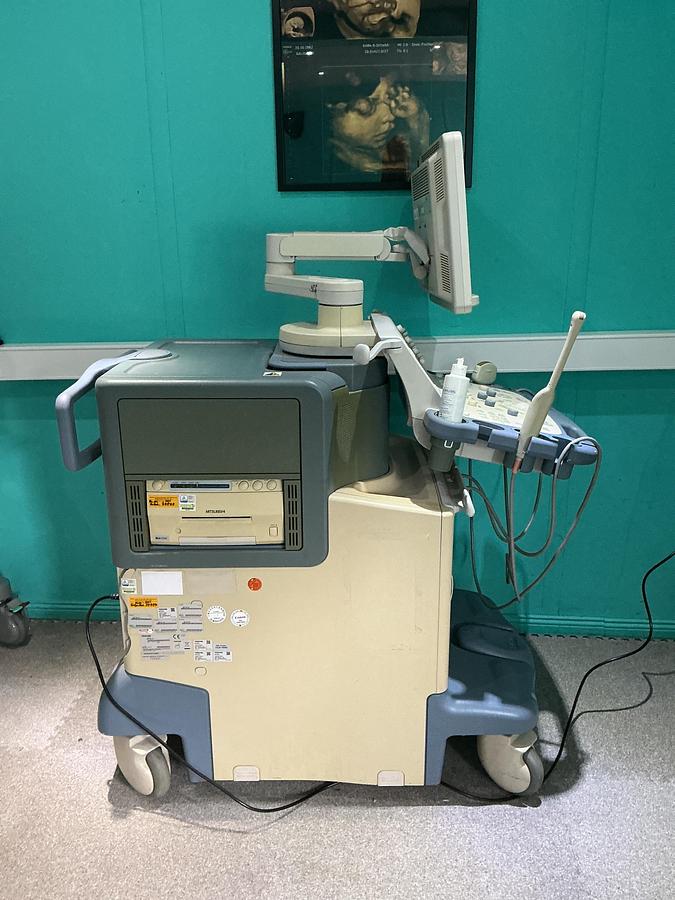Gebraucht Toshiba iSTYLE Ultraschallgerät mit zwei Sonden 