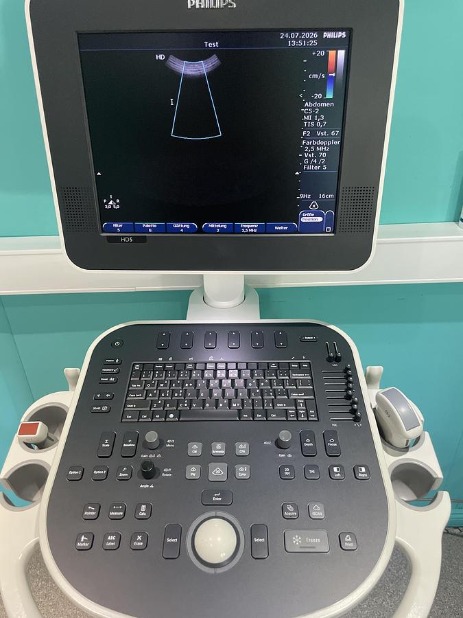 Gebraucht Philips HD5 Ultraschallgerät mit zwei Sonden und Drucker