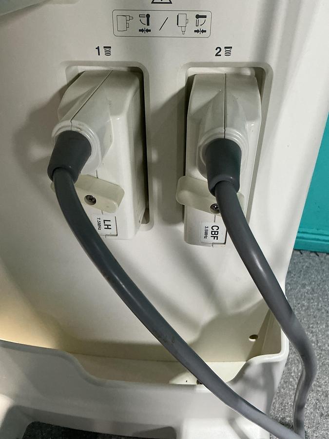 Gebraucht GE Logiq a 200 Ultraschallgerät mit zwei Sonden