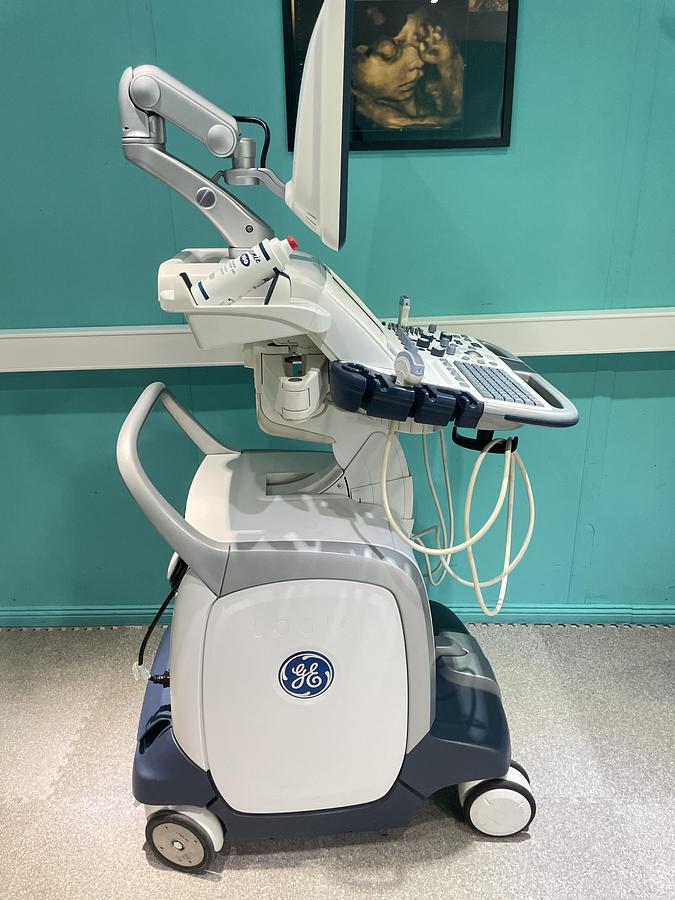 Gebraucht GE LOGIQ E9 Ultraschallgerät mit 2 Sonden und Drucker
