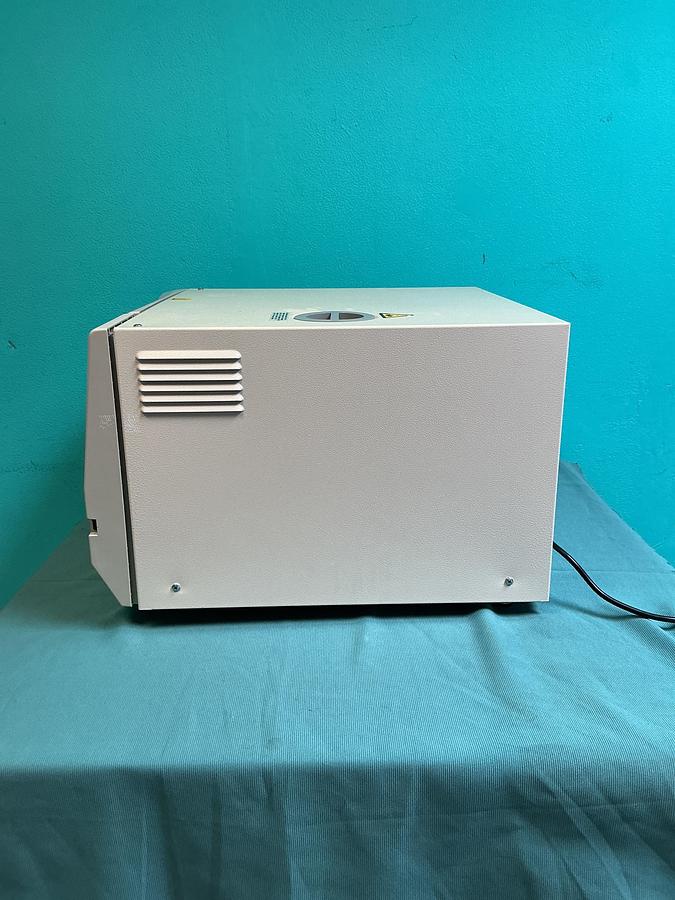 Gebraucht Tuttnauer 2540 Dampfsterilisator