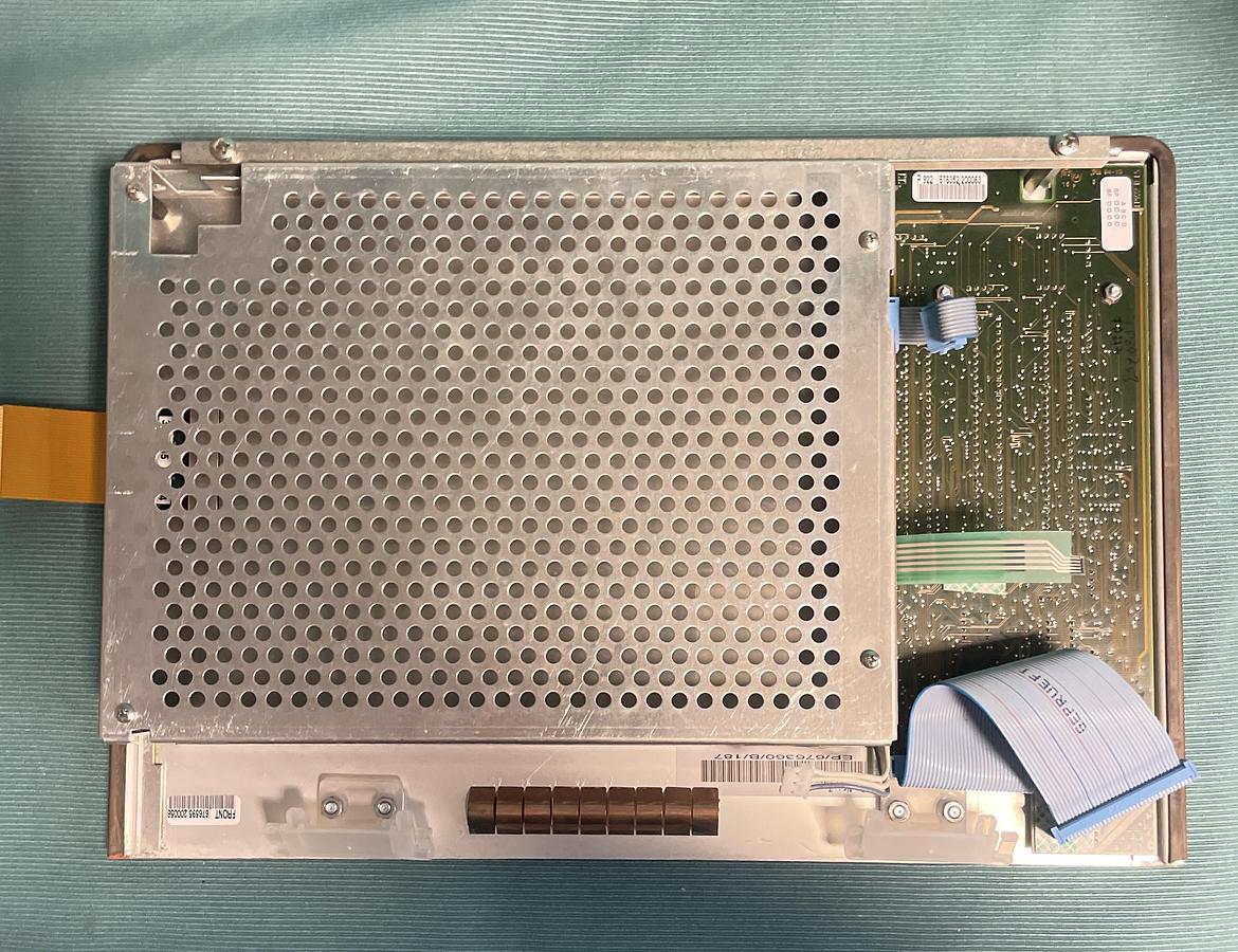 Gebraucht Fresenius Medical Care  Bildschirmanzeige eines Dialysegeräts 4008S