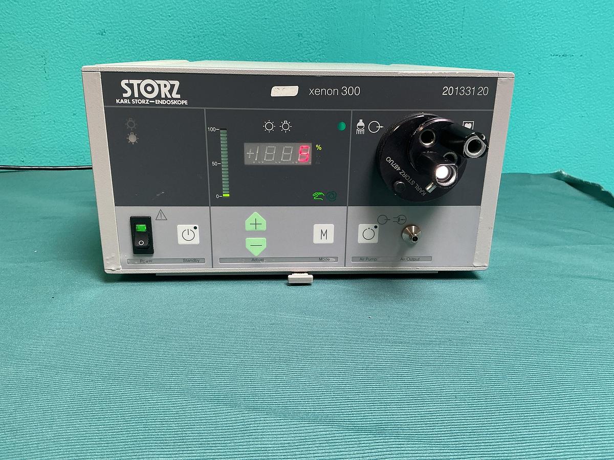 Gebraucht KARL STORZ Xenon 300 20133120 Lichtquelle