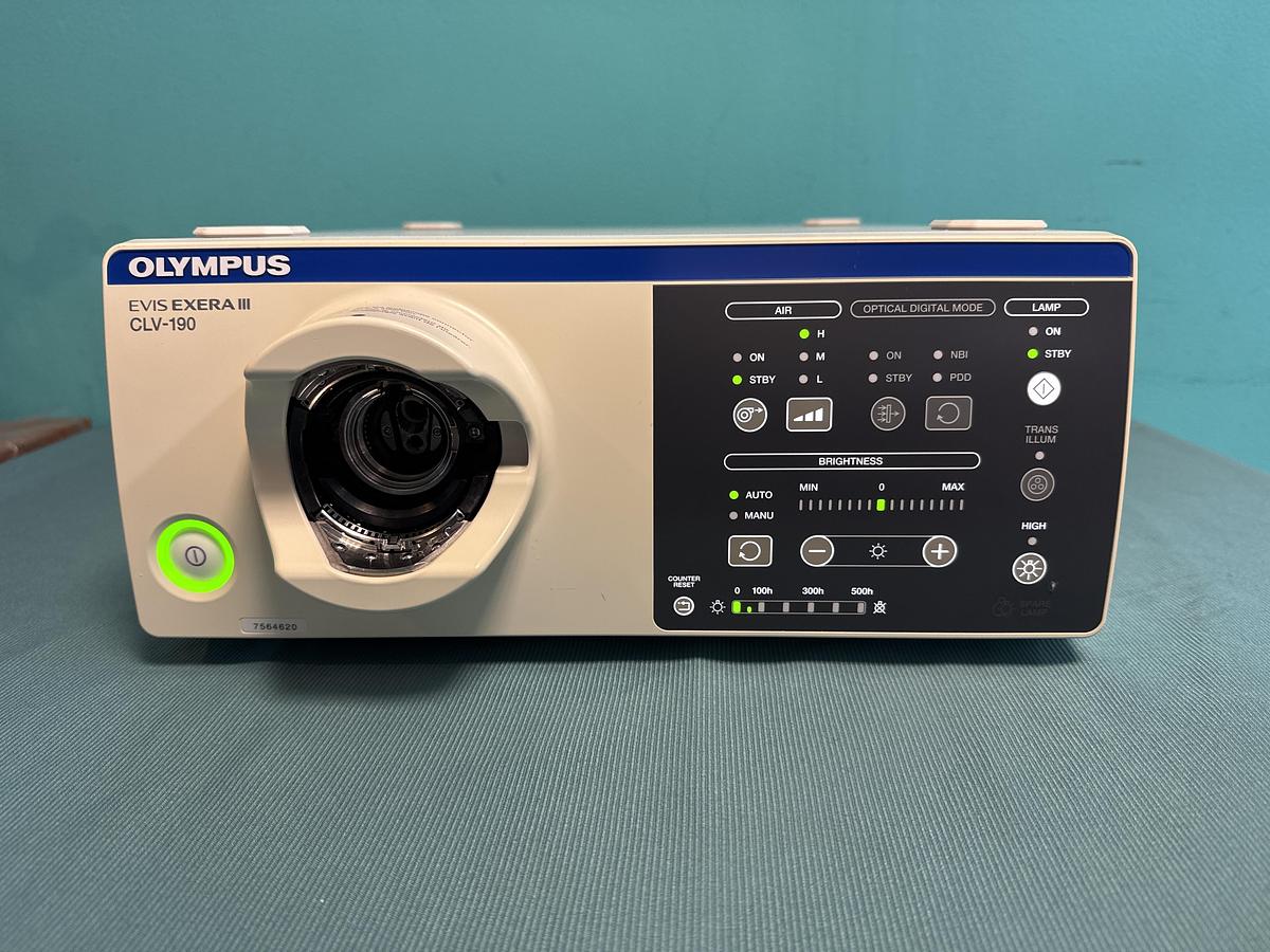 Gebraucht Olympus EVIS EXERA III CLV-190 Lichtquelle