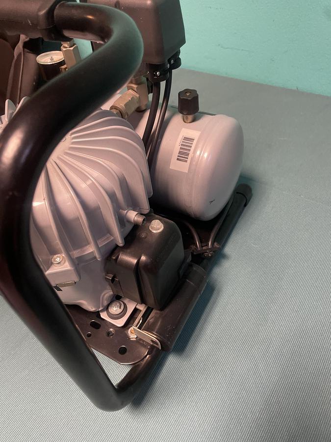 Gebraucht Jun-Air 3-4 Leiselaufkompressor