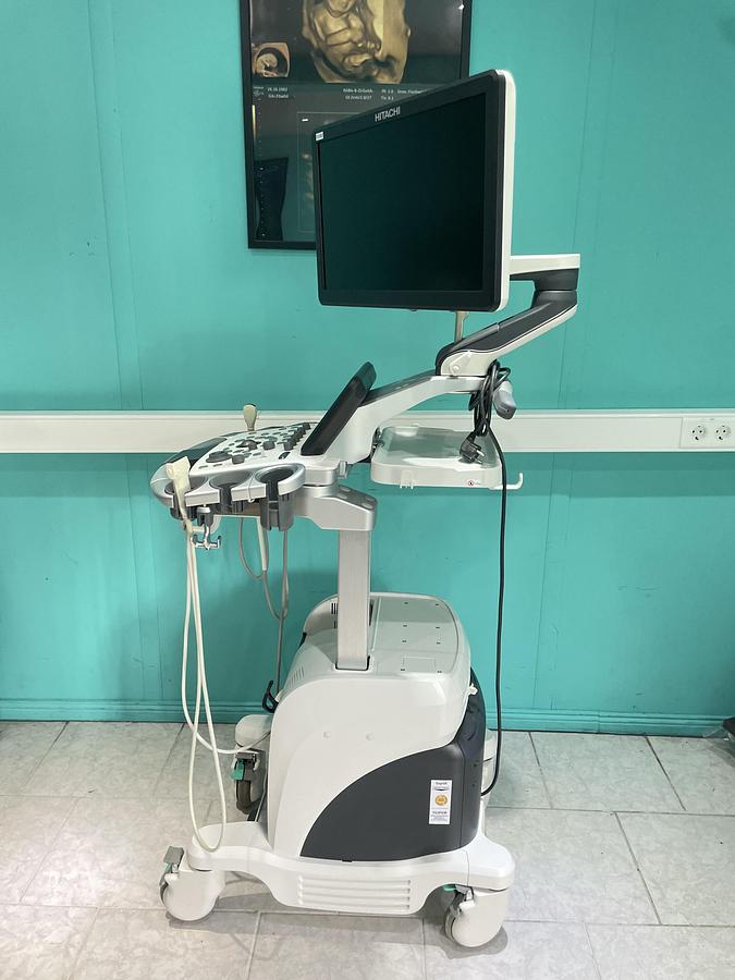Gebraucht Hitachi ALOKA Arietta 65 Ultraschallgerät mit zwei Sonden