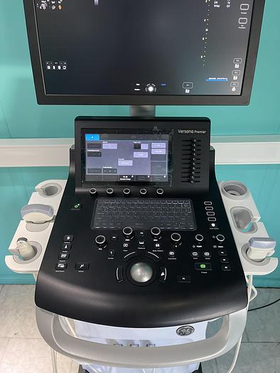 Gebraucht GE Versana Premier Ultraschallgerät mit drei Sonden