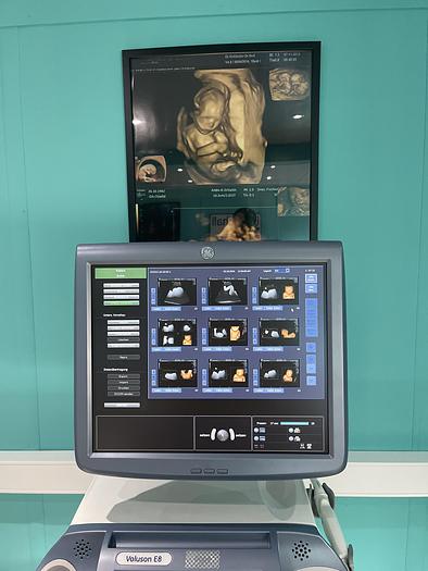 Used GE Voluson E8 Ultraschallgerät mit zwei Sonden und Drucker