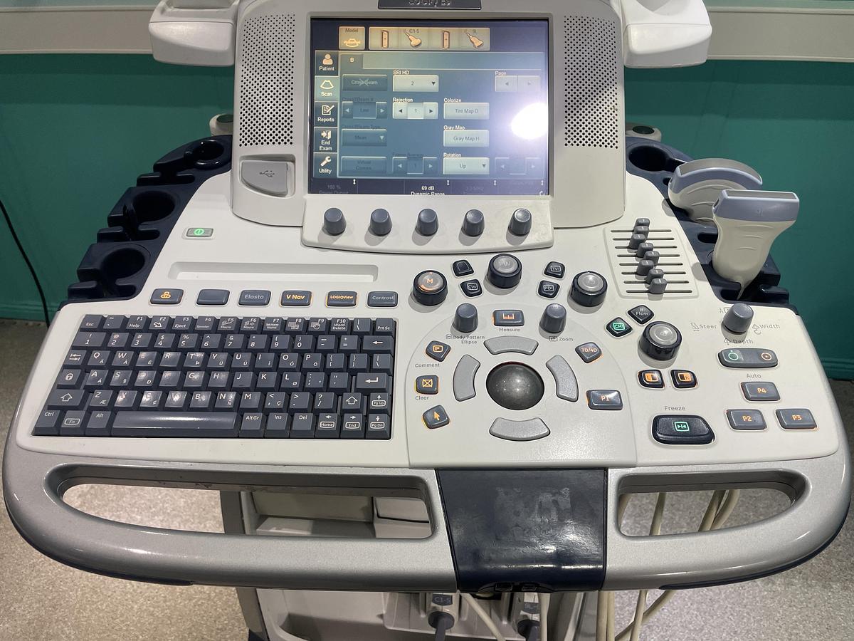 Gebraucht GE LOGIQ E9 Ultraschallgerät mit 2 Sonden und Drucker