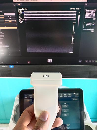 Gebraucht Philips Epiq 5G Flat Screen Ultrasound Scanner