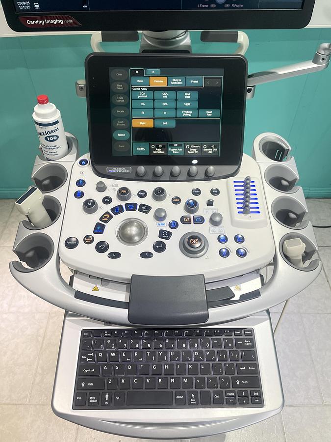 Gebraucht Hitachi ALOKA Arietta 850 Ultraschallgerät mit zwei Sonden und Drucker