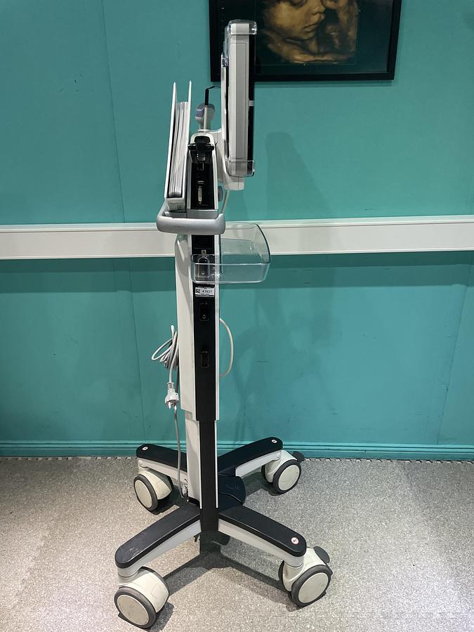 Gebraucht GE Venue 40 Ultraschallgerät mit Konvex Sonde