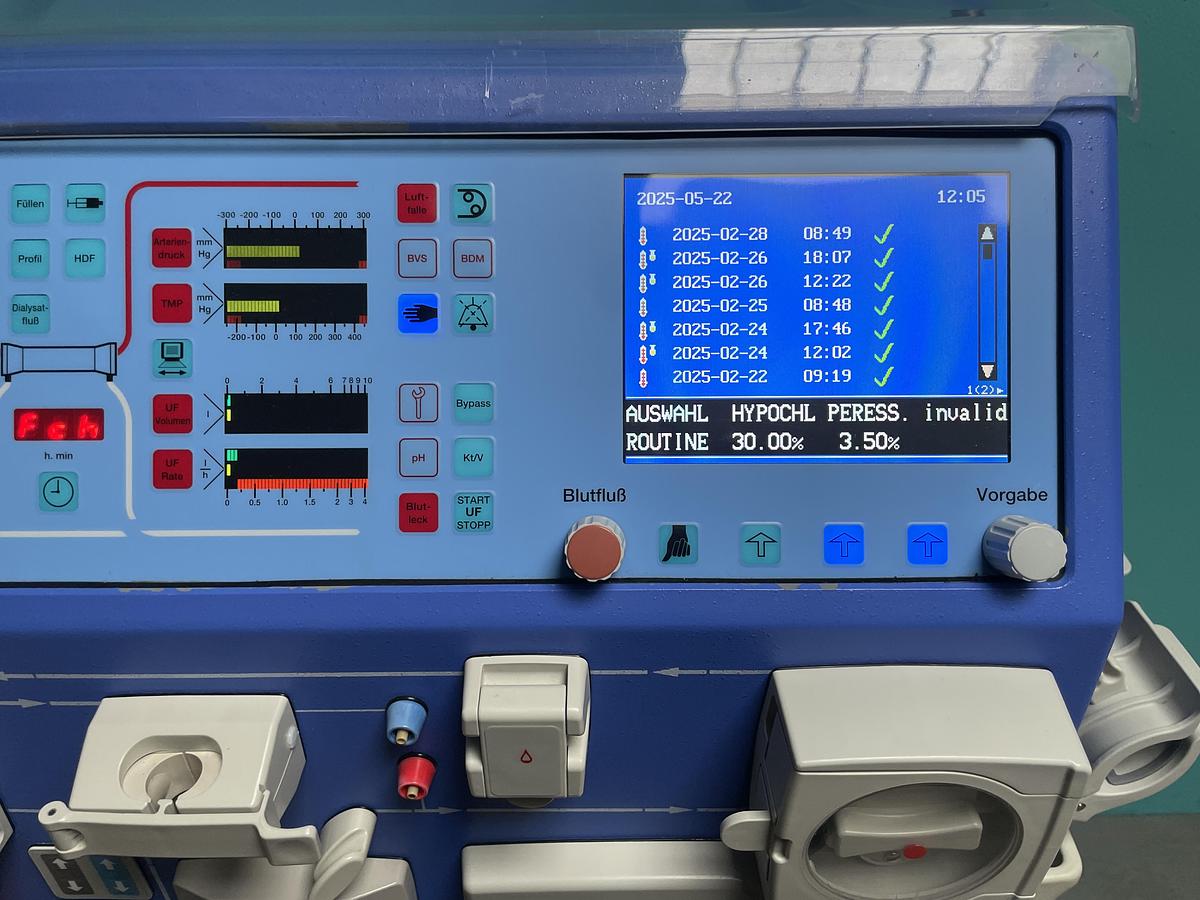 Used Gambro AK200 S Dialysegerät