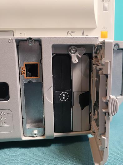 Gebraucht Phillips Intellivue MP 30 Neonatal Patientenmonitor mit Modul