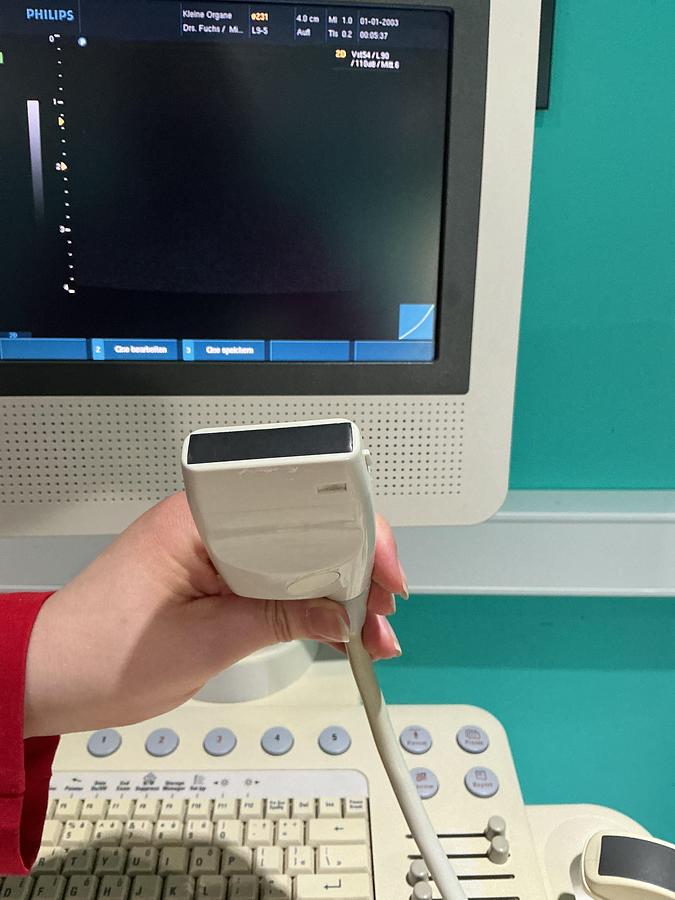 Gebraucht Philips HD3 Ultraschallgerät mit zwei Sonden