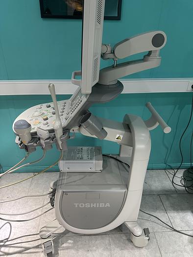 Used Toshiba Xario 200 Ultraschallgerät mit drei Sonden und Drucker 