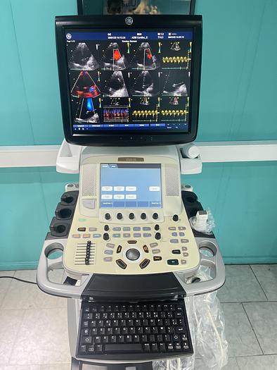Gebraucht GE Vivid E9 Ultraschallgerät mit Kardiosonde und Drucker
