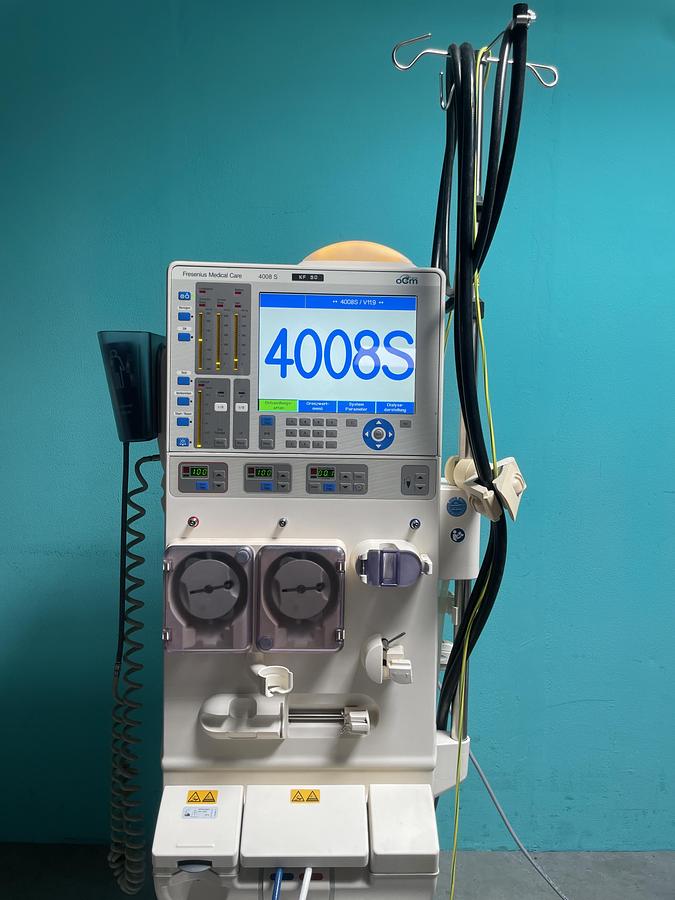 Gebraucht Fresenius Medical Care 4008S Dialysegerät