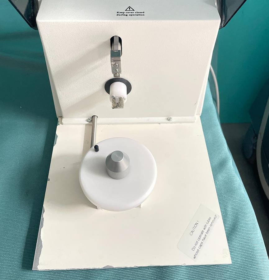 Used Pluggo Clinicon Decapper / automatischer Deckel Entferner