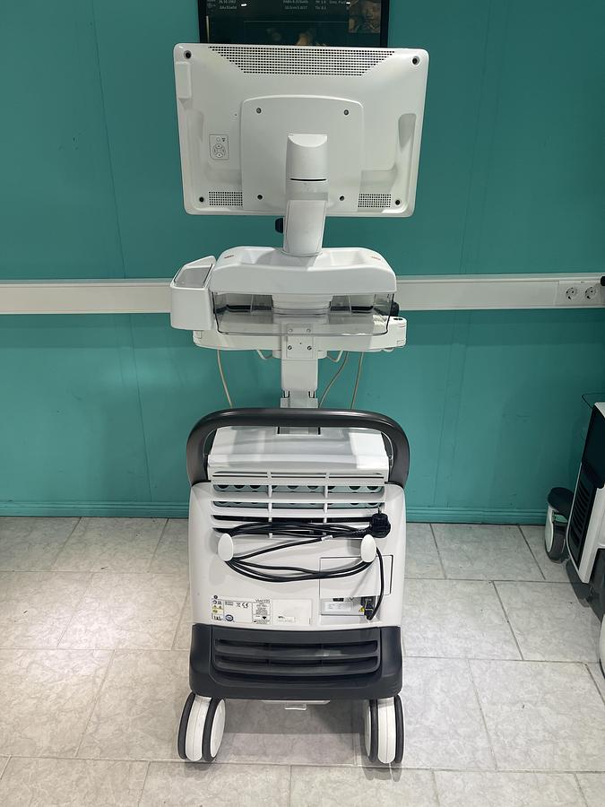 Gebraucht GE Vivid E95 V202 Ultraschallgerät mit M5Sc-D Kardiosonde