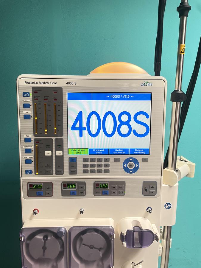 Used Fresenius Medical Care 4008S Dialysegerät