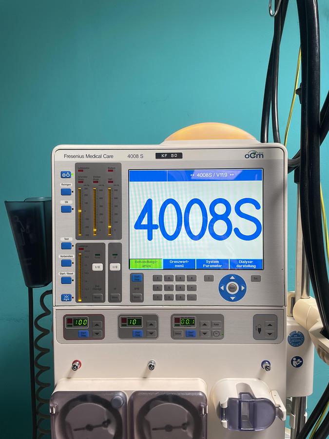 Gebraucht Fresenius Medical Care 4008S Dialysegerät