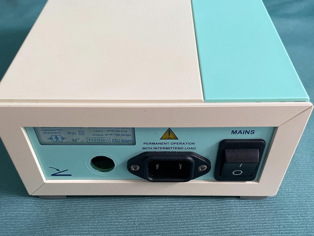 Used SMT ESU 60 elektrochirurgisches Gerät 