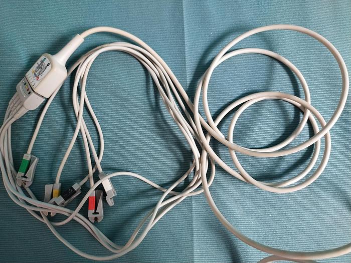 Gebraucht GE Dash 4000 Patientenmonitor auf Trolley