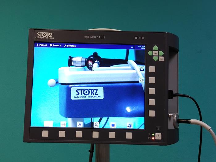 Gebraucht Karl Storz Endoskope Endoskopie Turm auf Trolley