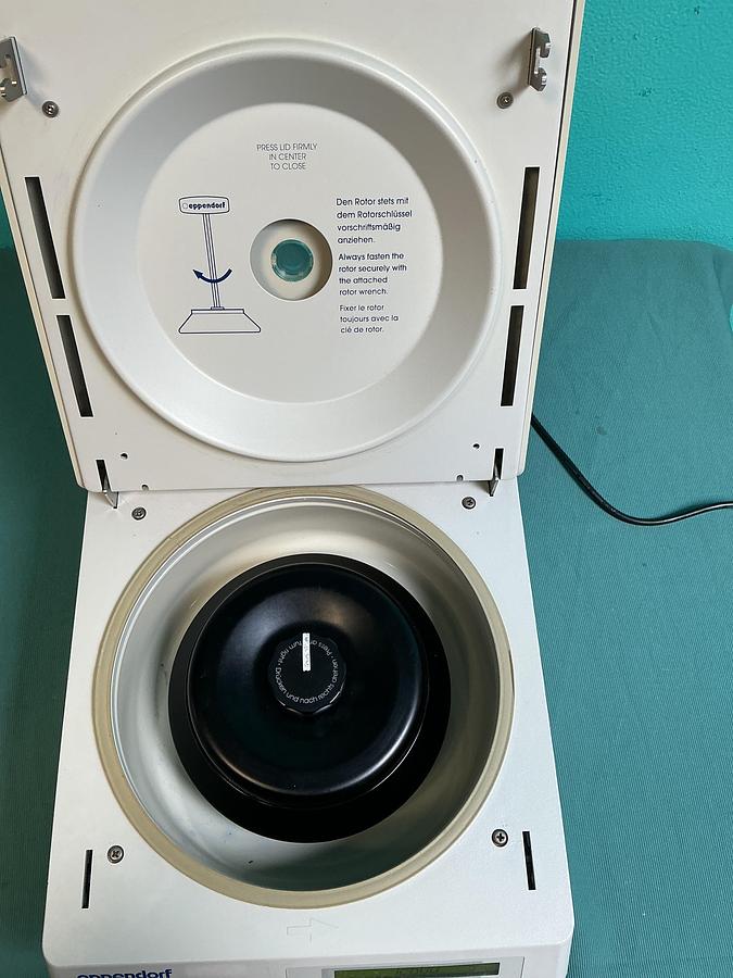Gebraucht Eppendorf Centrifuge 5417C Mikrozentrifuge