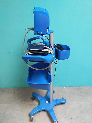 Gebraucht GE Dinamap V100 Vitalparameter-Patientenmonitor