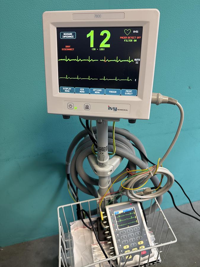 Gebraucht IVY Biomedical 7800 EKG Gerät