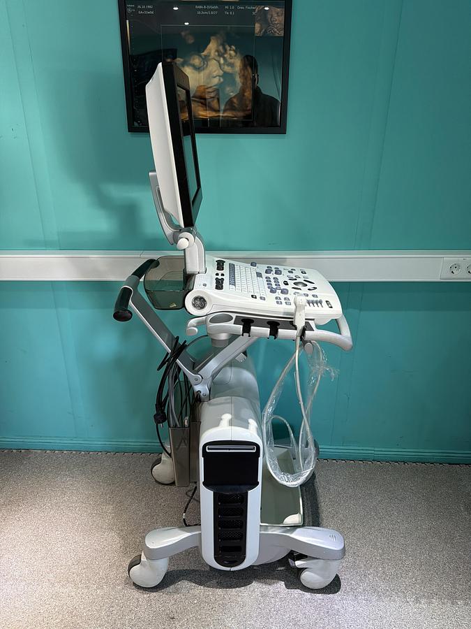 Gebraucht GE Vivid S6 Ultraschallgerät mit 3Sc-RS kardio Sonde