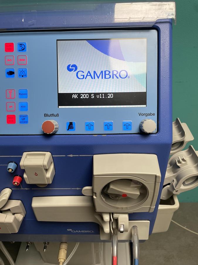Used Gambro AK200 S Dialysegerät