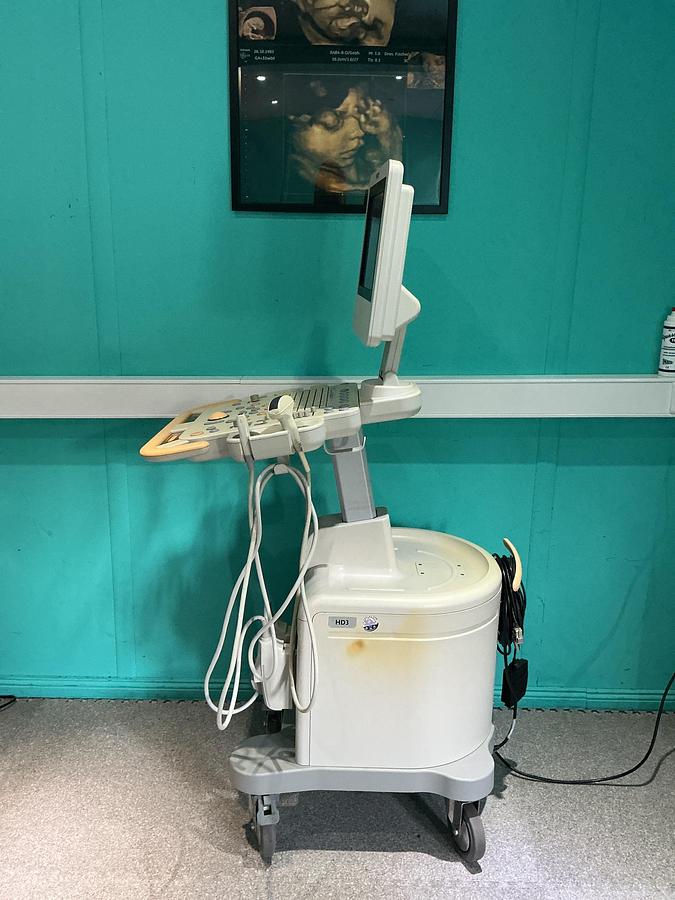 Gebraucht Philips HD3 Ultraschallgerät mit zwei Sonden