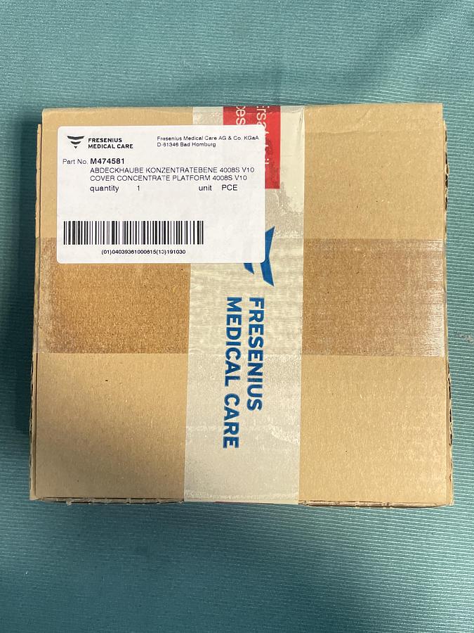 Fresenius Medical Care Abdeckhaube für die Konzentratebene