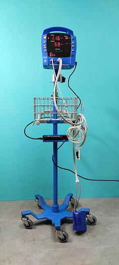 Gebraucht ge procare monitor with trolly blood presseur and sop2