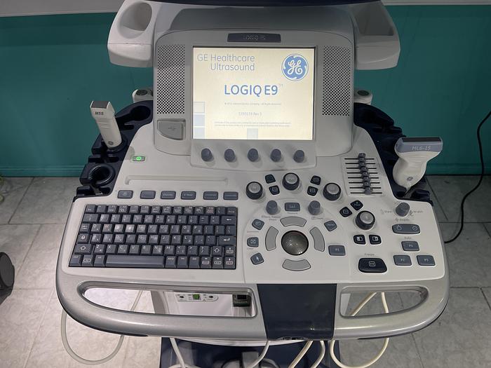 Gebraucht GE LOGIQ E9 Ultraschallgerät mit 2 Sonden und Drucker 