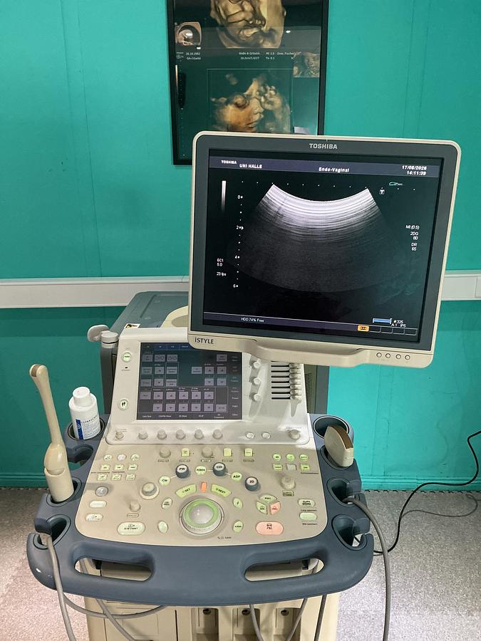 Gebraucht Toshiba iSTYLE Ultraschallgerät mit zwei Sonden 