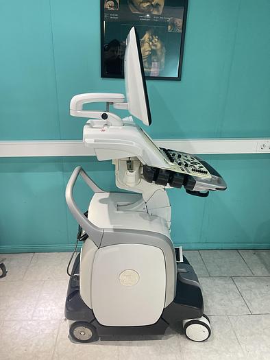 Gebraucht GE Vivid E9 Ultraschallgerät mit Kardiosonde und Drucker