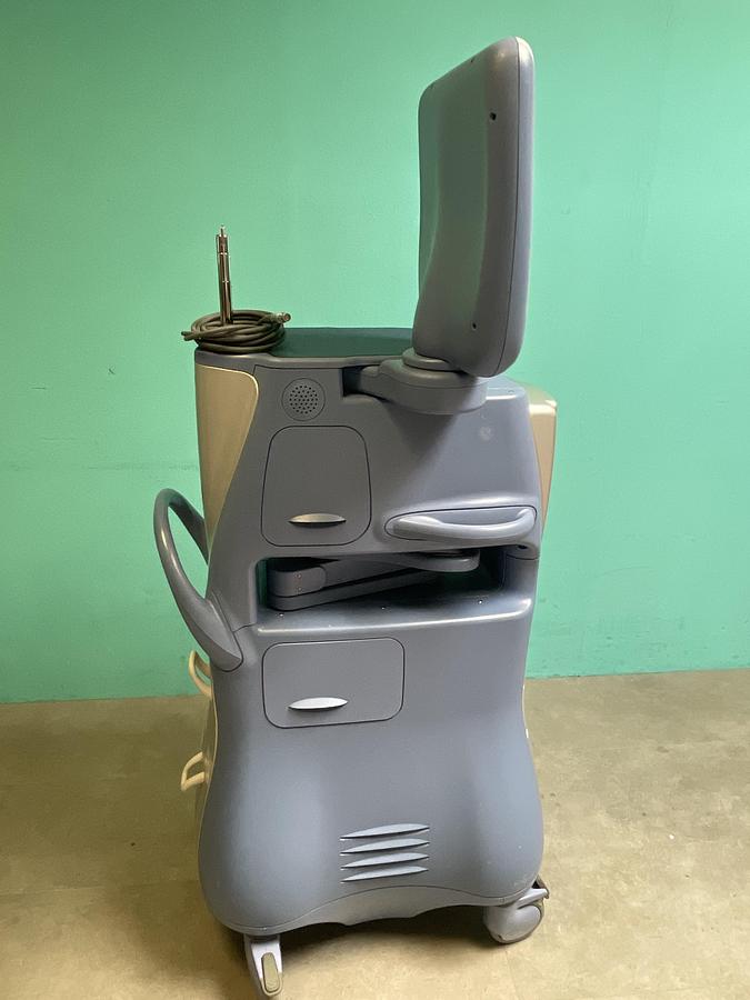 Used Alcon INFINITI® Vision System chirurgisches Gerät