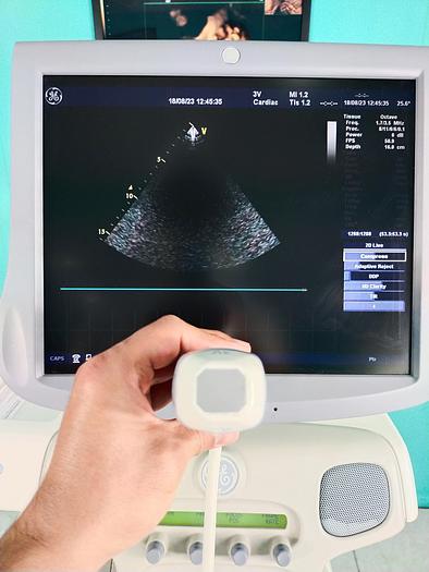 Gebraucht GE Vivid 7 Ultraschallgerät mit Konvex ,Linear ,Sektor Sonde