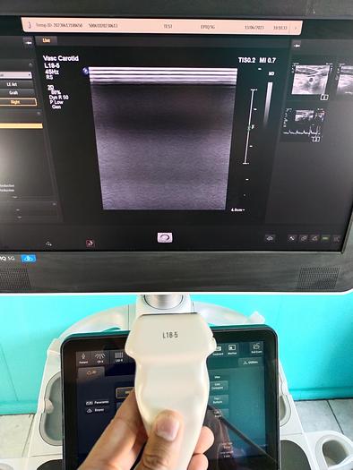 Gebraucht Philips Epiq 5G Flat Screen Ultrasound Scanner