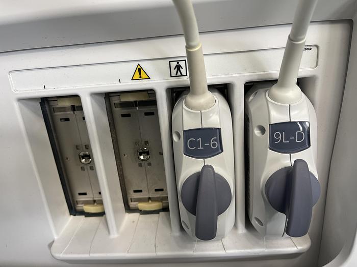 Gebraucht GE LOGIQ E9 XDClear 2.0 SW R6 Ultraschallgerät